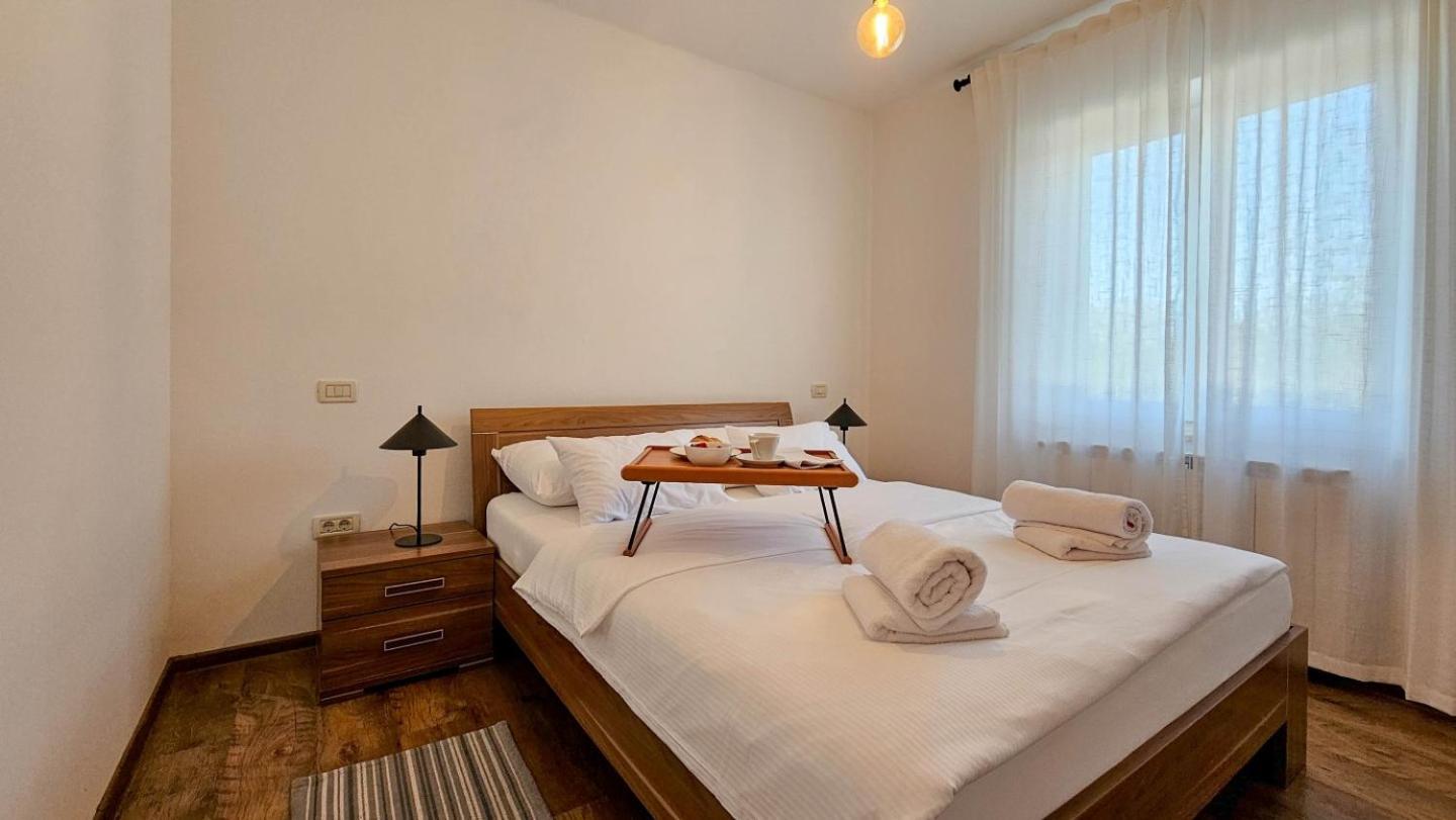 Casa Lutoma Villa Kmeti Екстериор снимка